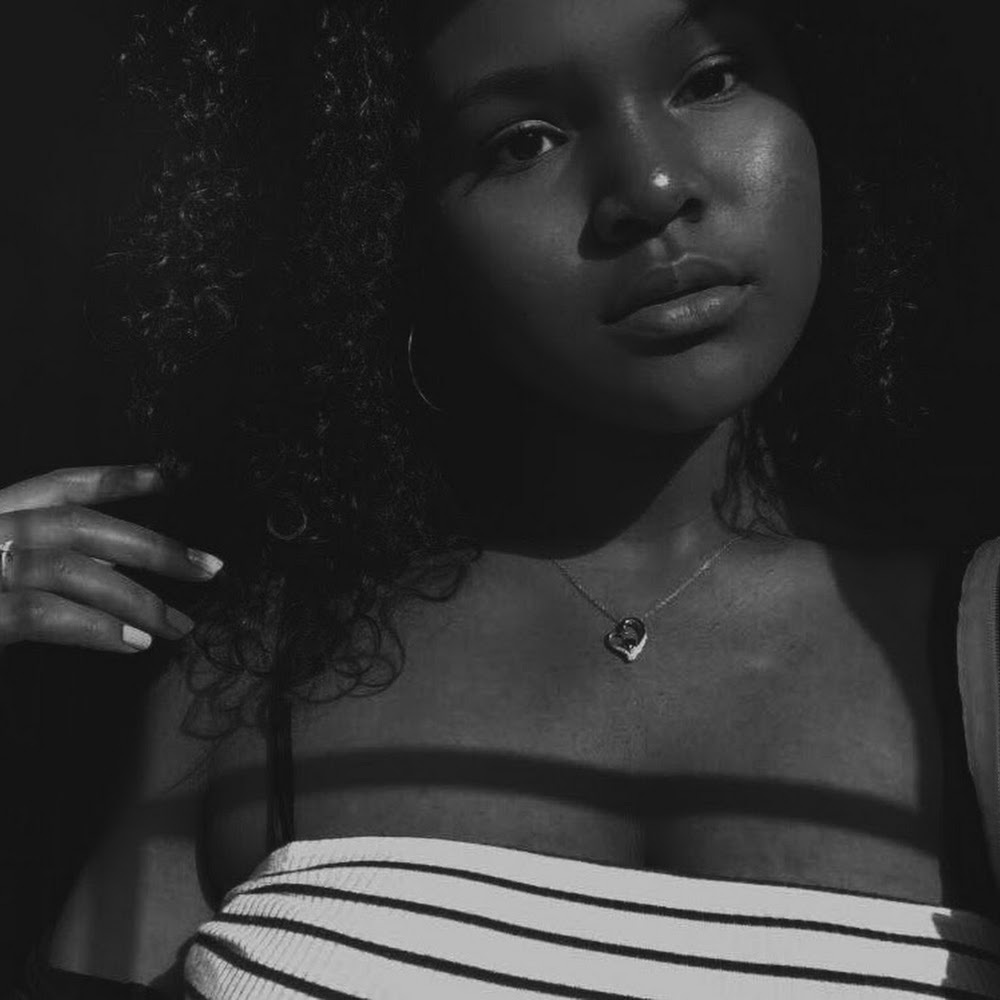 Meet your Posher, Shiyenn